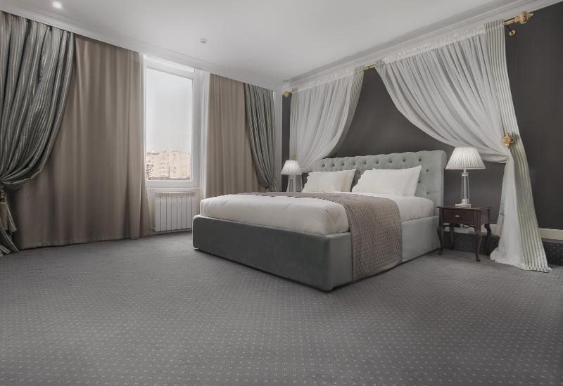 ลอนดอน บูทิก โฮเต็ล Hotel คีชีเนา ภายนอก รูปภาพ